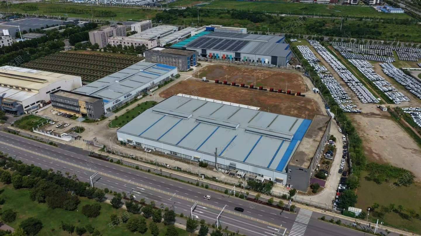 军山新城凤亭南路沿线20亩净地，可定制高标准厂房
