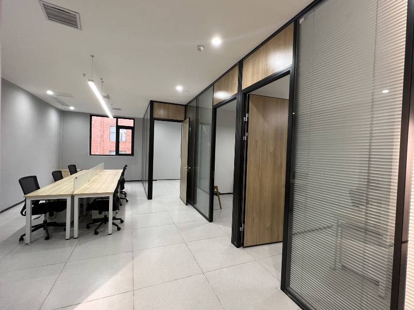 经开区办公室租赁带仓库·科技园西路103孵化器