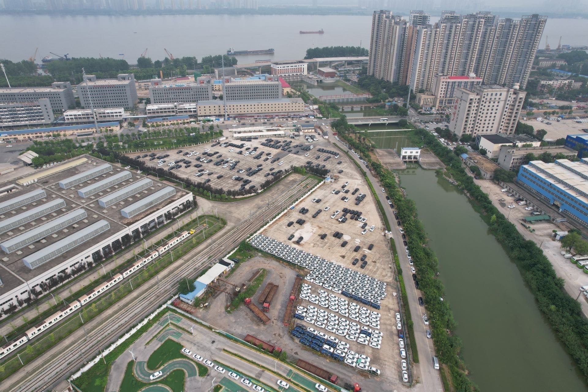 沌口路15亩硬化土地租赁