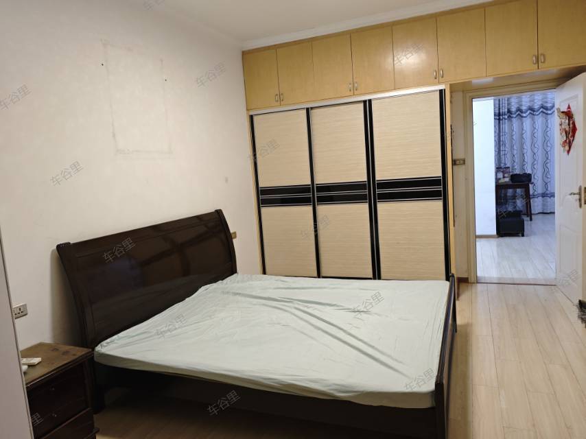 万家湖B区三室两厅出租