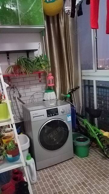 海天幸福小城2室出租