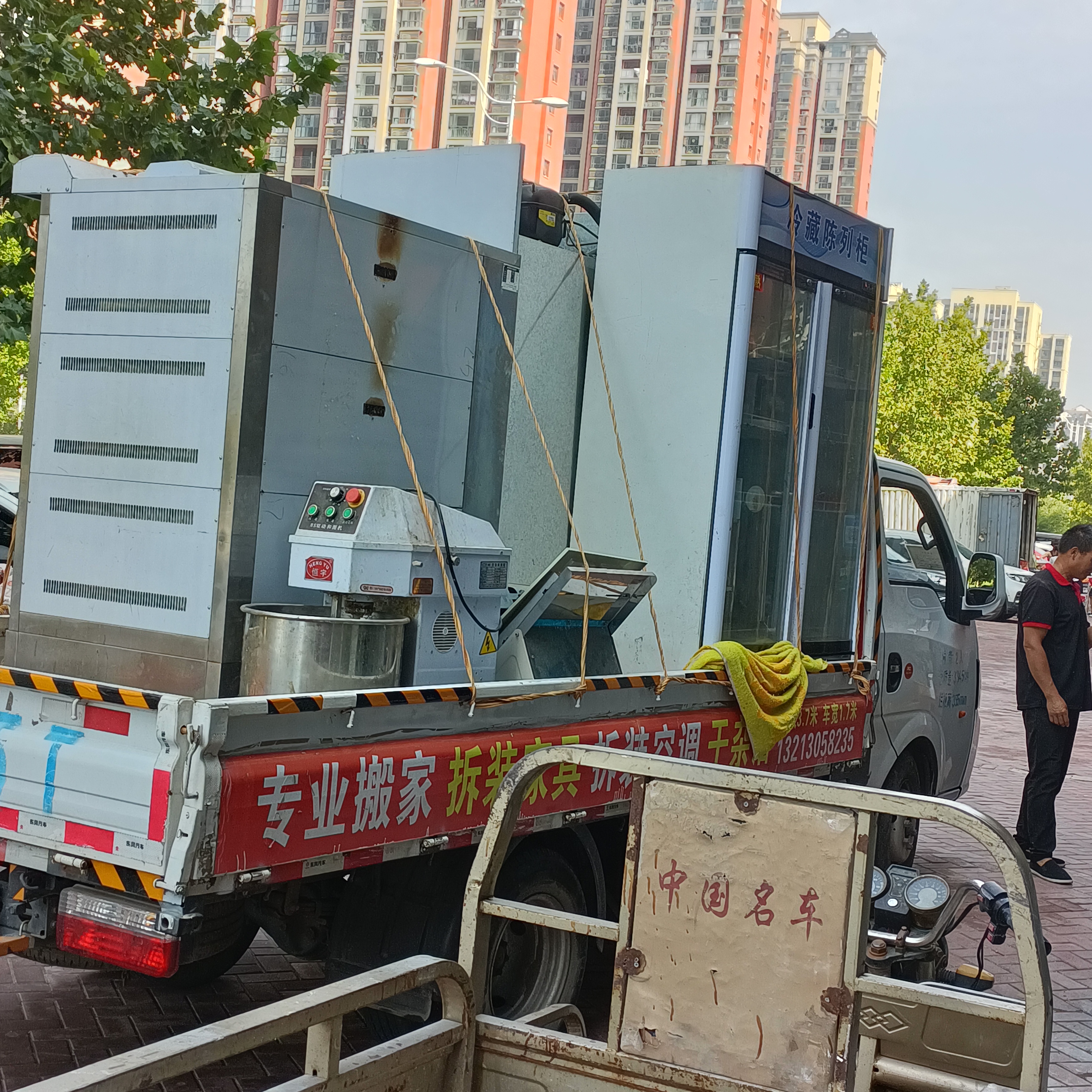 新郑信誉搬家公司，承接长短途搬家，拉货，拆装家具，拆装空调，