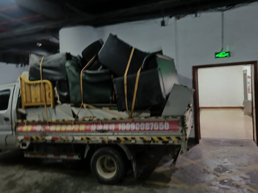 新郑市鑫源搬家公司 专业搬家 钢琴 拆装家具空调