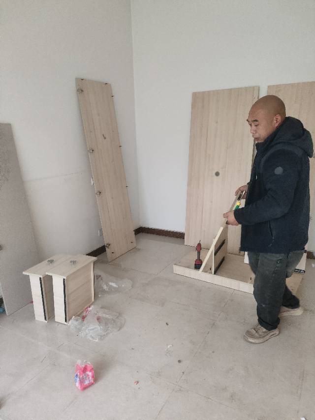 新郑专业搬家拉货拆装家具搬运钢琴干杂活清理垃圾保洁