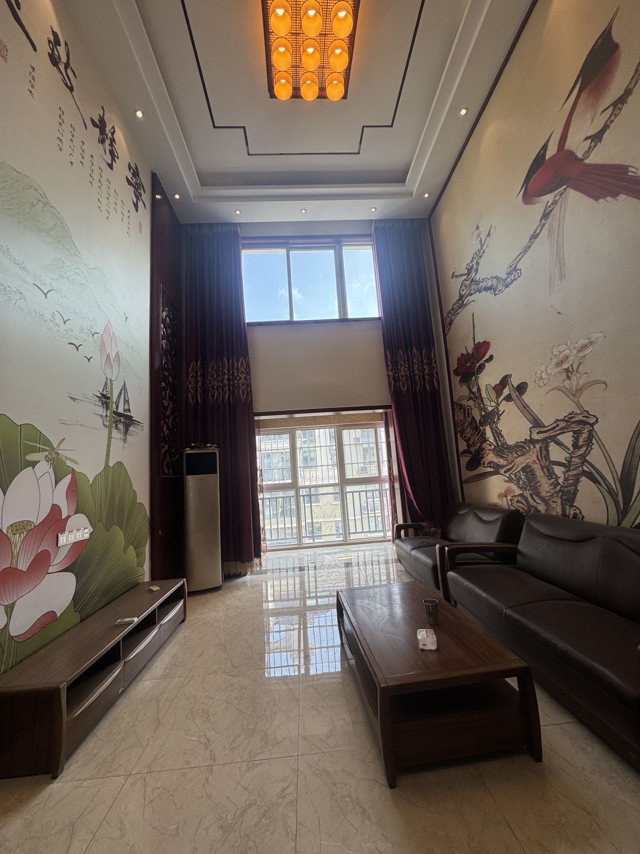 新郑北区195平方复式，四室两厅有阳光房和阁楼，挑高客厅，诚