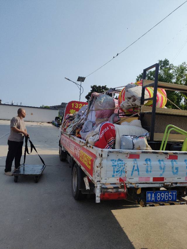 新郑市，专业搬家拉货，拆装家具，拆装空调，拆装电视，保洁，搬