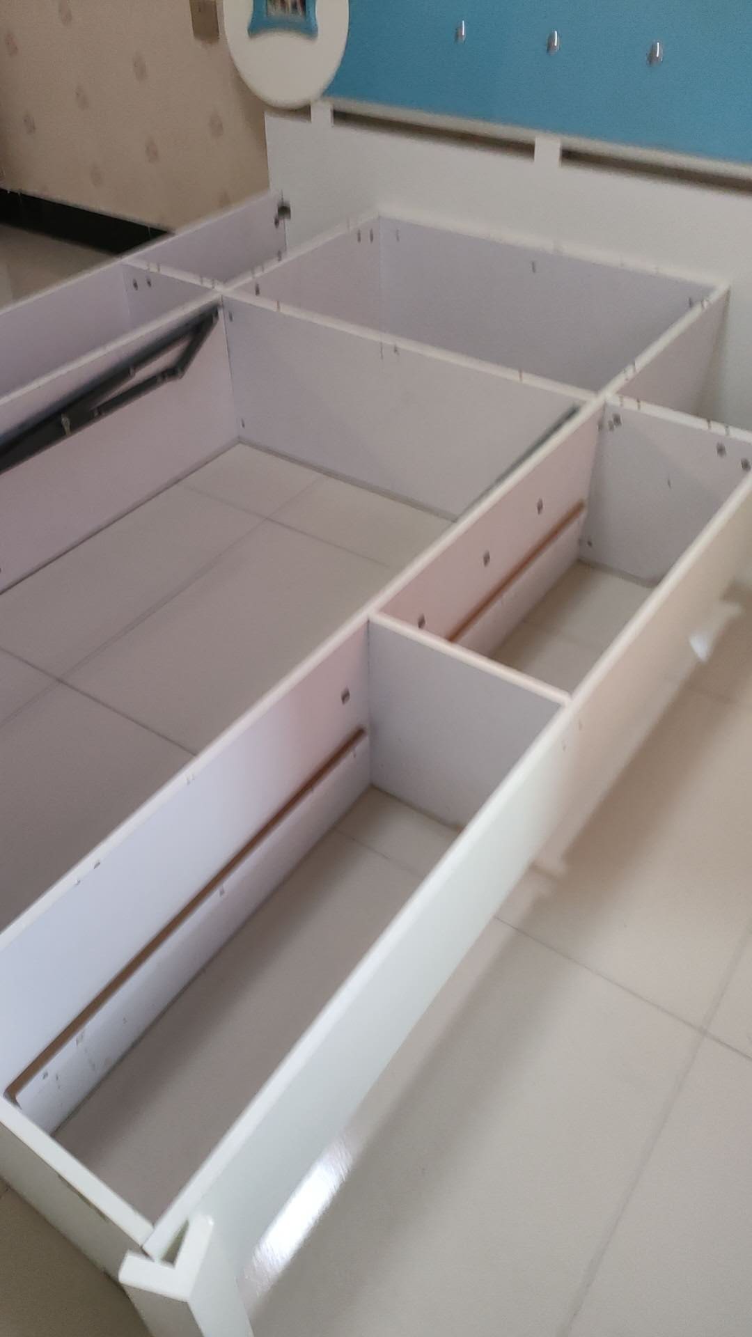 新郑市，专业搬家拉货，拆装家具，拆装空调，拆装电视，保洁，搬