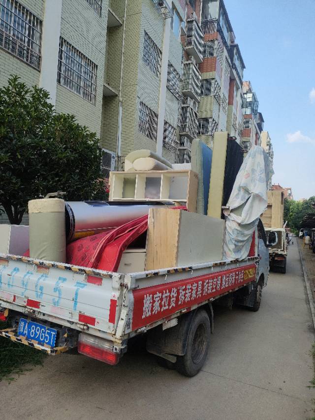 新郑市，专业搬家拉货，拆装家具，拆装空调，拆装电视，保洁，搬