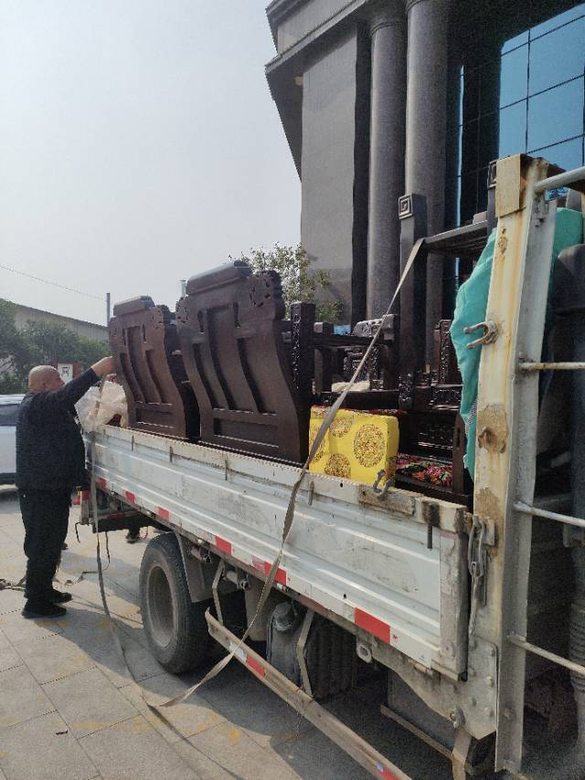 新郑搬家拉货拆装家具搬运钢琴清运垃圾保洁