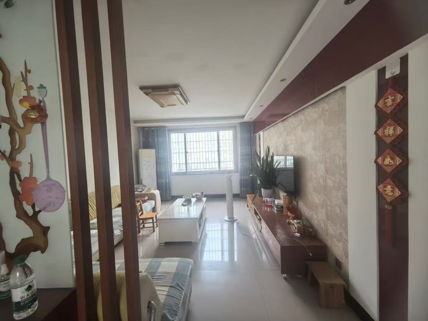 庆都首府南区捡漏房124平三室两厅拎包入住