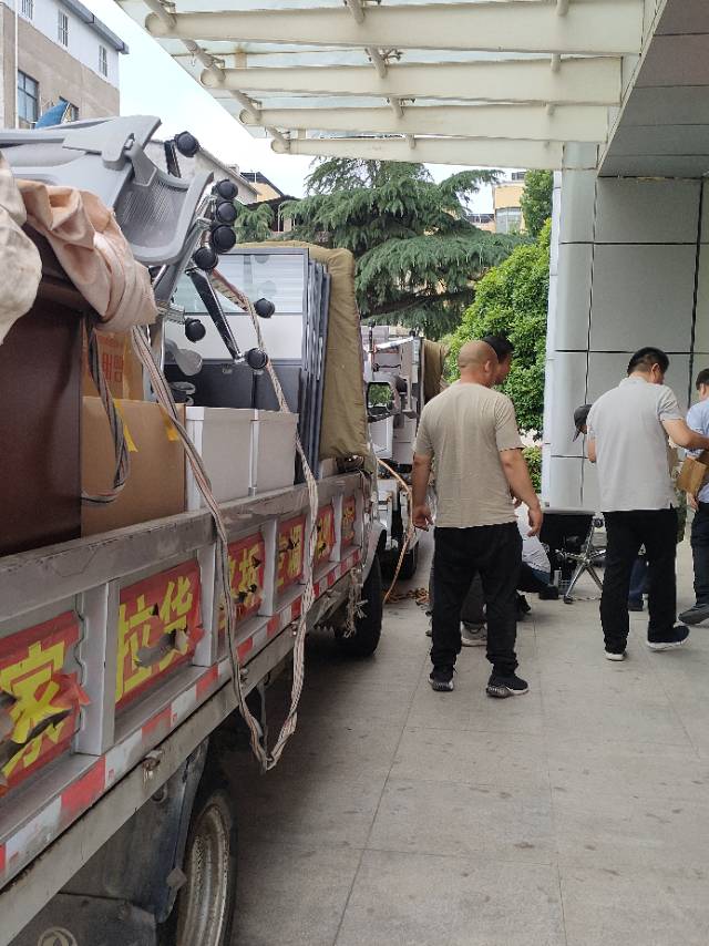 新郑专业搬家拉货拆装家具搬运钢琴干杂活保洁