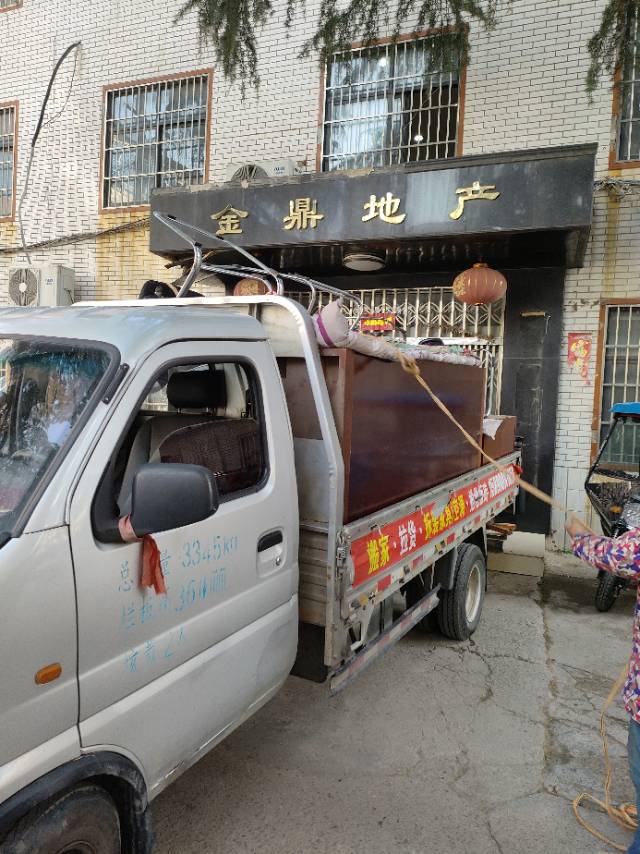 新郑搬家公司拆装家具干杂活