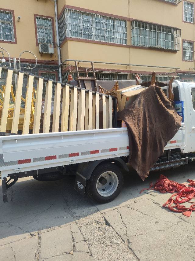 新郑专业搬家拉货拆装家具拆装空调搬运钢琴长短途清运垃圾干杂活保洁