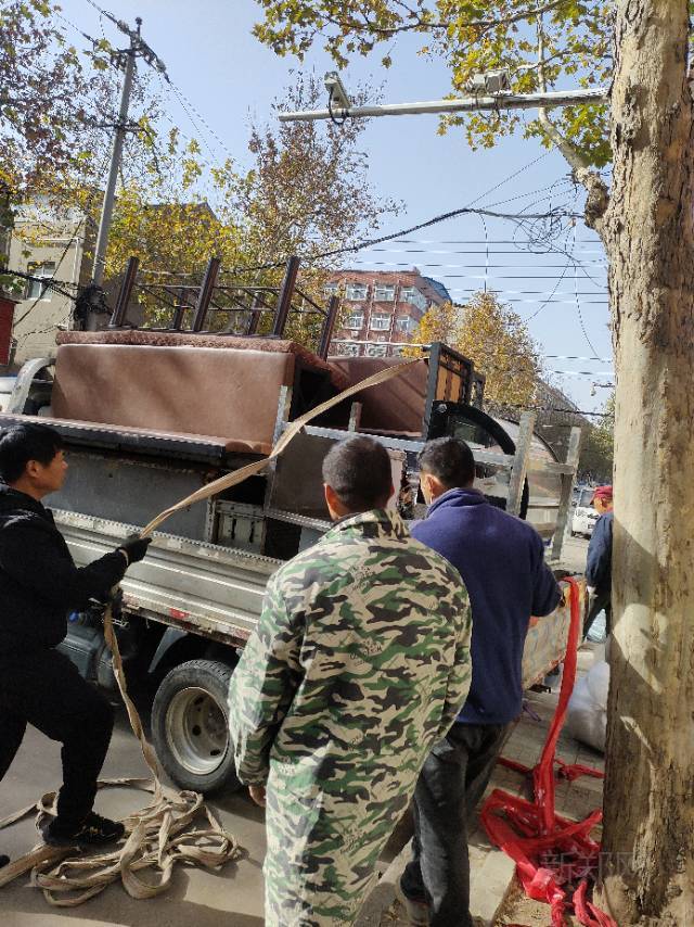 专业搬家拉货拆装家具拆装空调搬运钢琴干杂活清运垃圾保洁