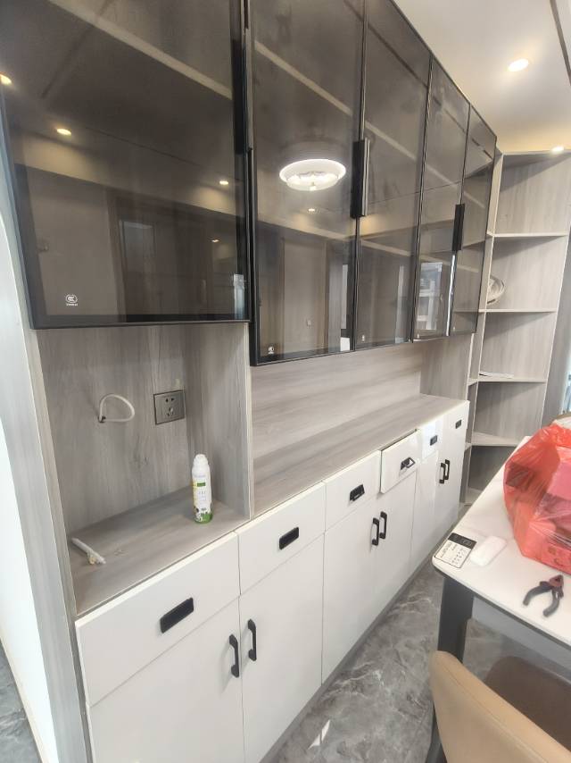 新郑轩辕湖精装修未入住大三室急售