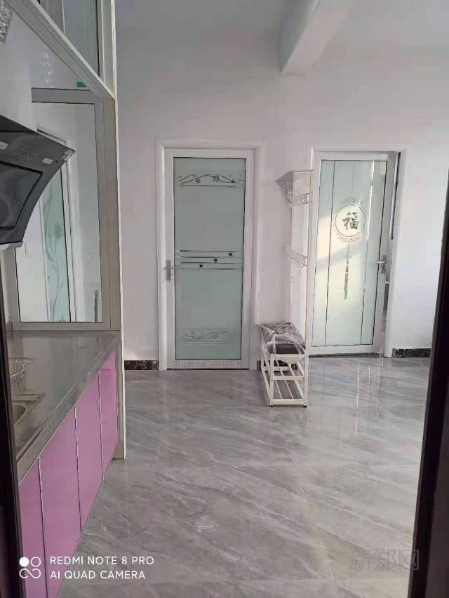 公安局附近标间，标间，两室一厅出租，家具家电齐全，免费wifi,交通便利，拎包入住。联系电话13027611597，15890677726，微信同步