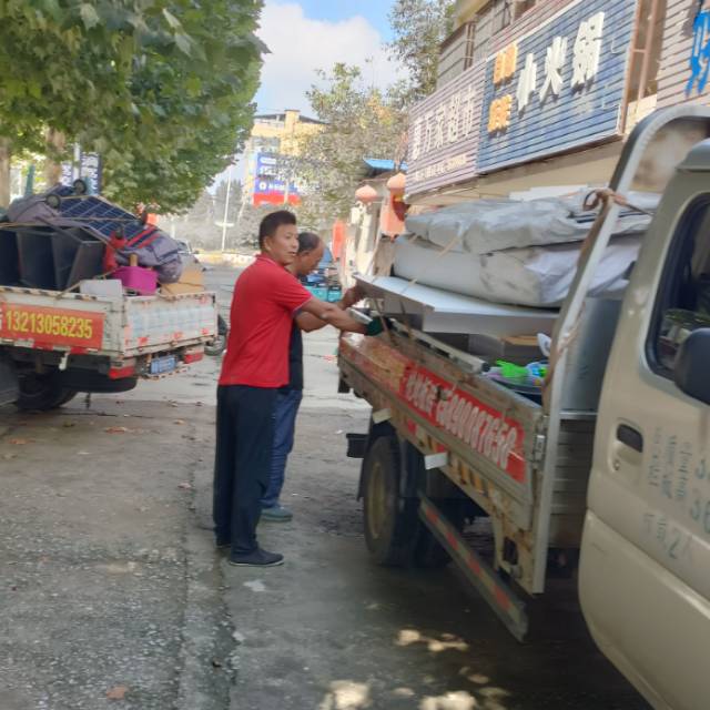 新郑搬家公司拆装家具干杂活