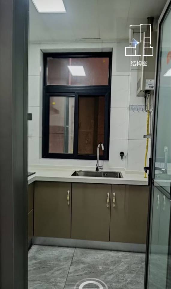 诚心出租米兰小镇精装修三室两卫