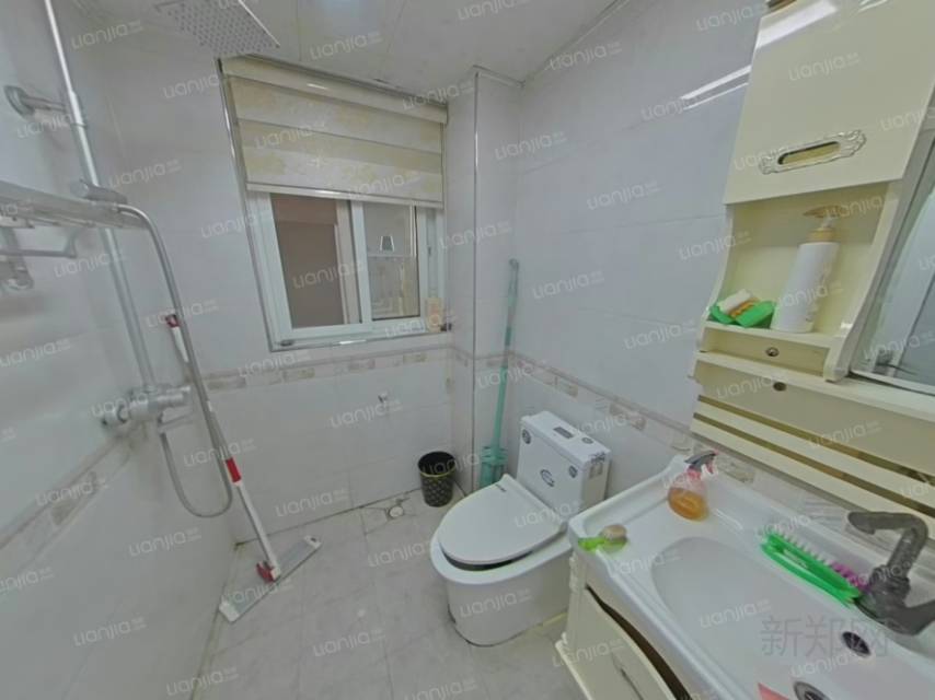 低价出租盛世龙城大两室有壁挂炉暖气近小学
