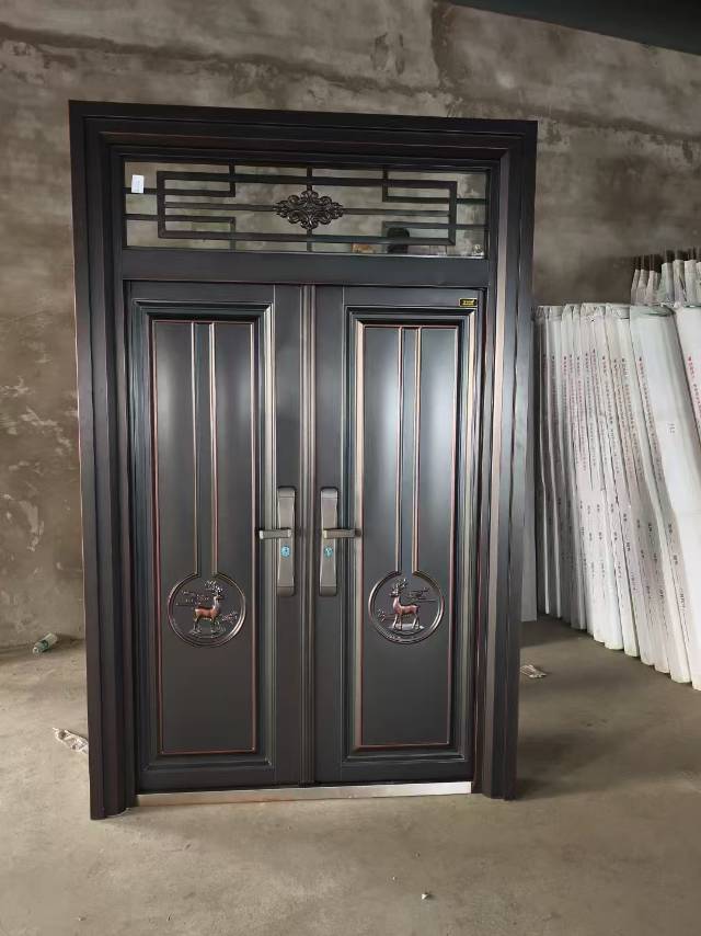 修换门锁.旧门换新门.裝智能锁.，防盗门改通风窗..提门.订制大门不锈钢门