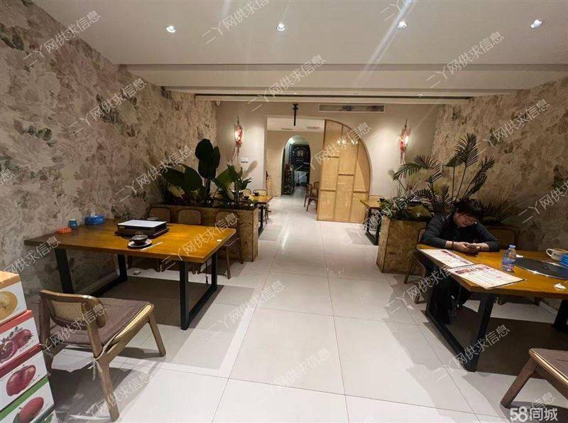 大学城北门营业中海鲜烧烤店整体出兑