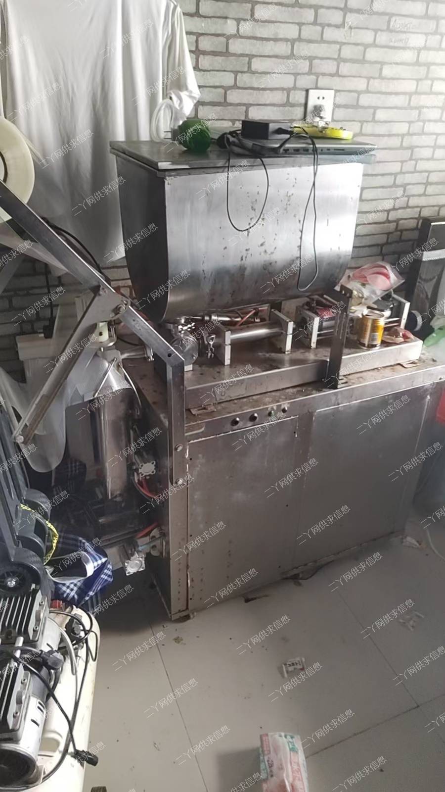 凉皮肉夹馍酸辣粉米粉出兑