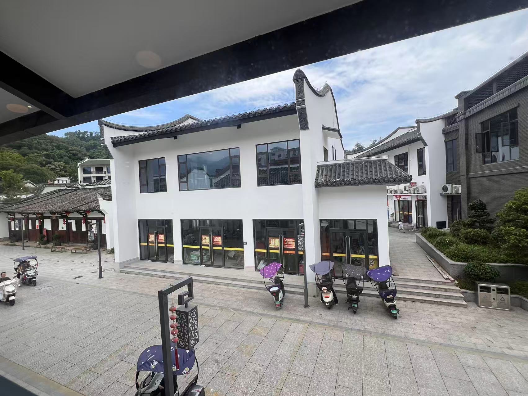 【业主直租】罗源文锦街独栋两层商铺,带 100㎡独立后院,多业态可用,可谈长免租期