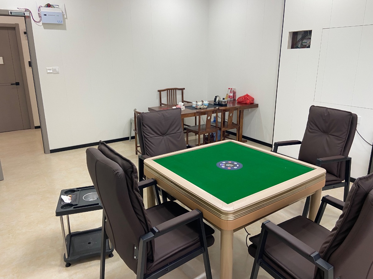 滨海自助棋牌室转让