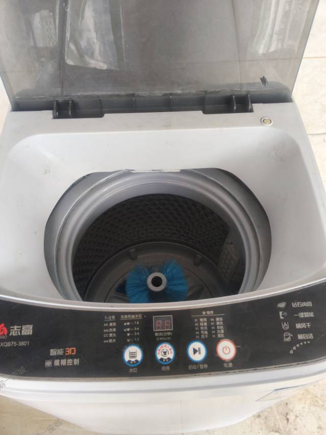 洗鞋机一台280元转让