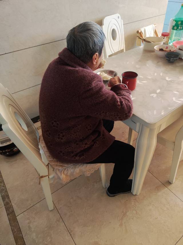 老人护理