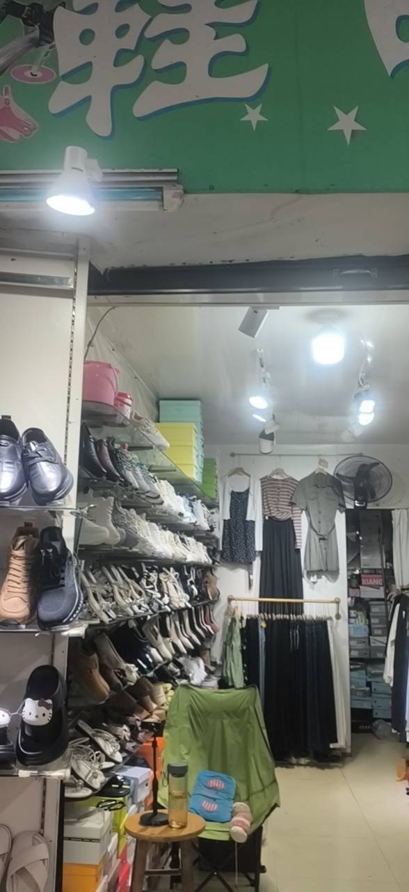 北正中路服装市场商铺可转可租特优