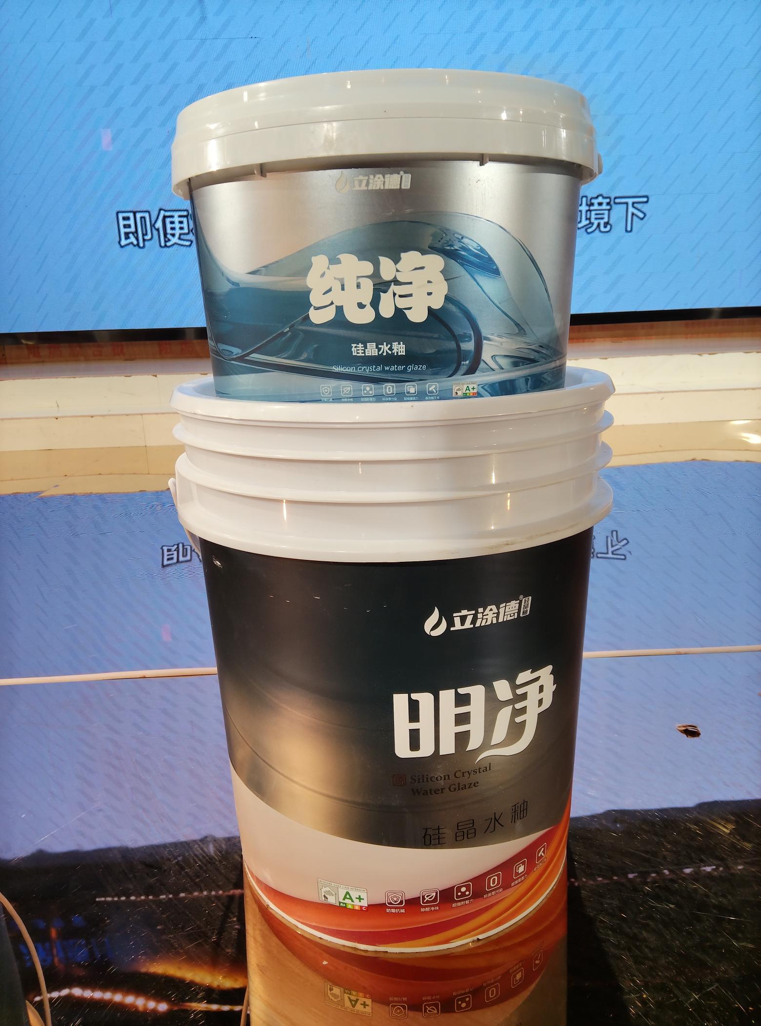 选对涂料装对家，省心装修就找我——瑞龙建材批发中心 我们店精选立邦、多乐士、三棵树三大正品涂料，环保无甲醛，还专属供应三棵树防水，同时配套瓷砖胶、背胶及各类石膏线，装修主材、辅材一站购齐；所有产品郑重...