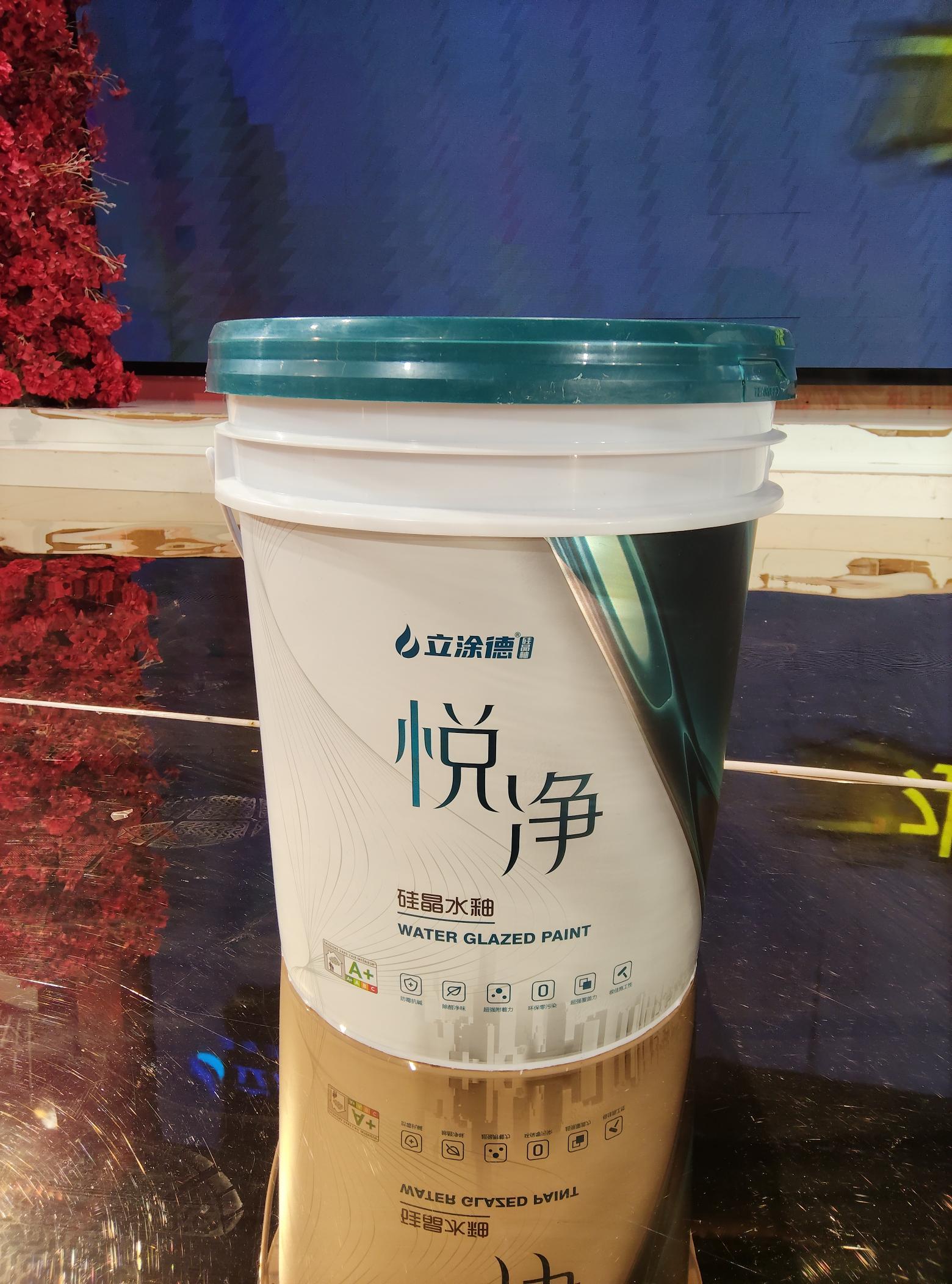 选对涂料装对家，省心装修就找我——瑞龙建材批发中心 我们店精选立邦、多乐士、三棵树三大正品涂料，环保无甲醛，还专属供应三棵树防水，同时配套瓷砖胶、背胶及各类石膏线，装修主材、辅材一站购齐；所有产品郑重...