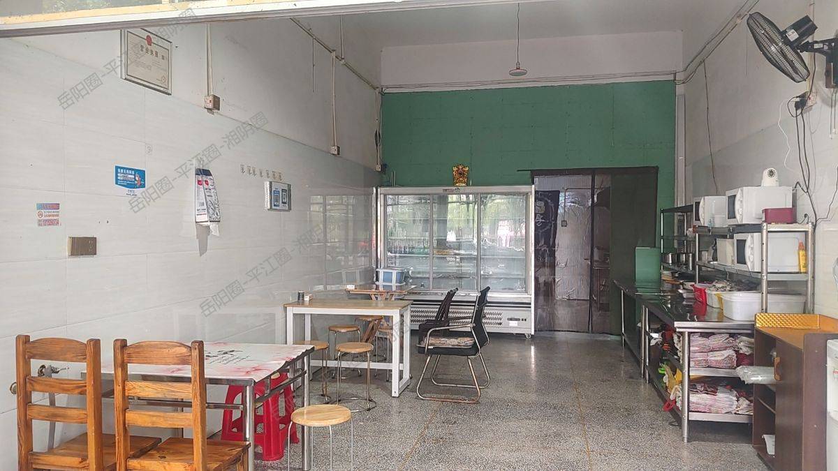 经营多年的大吉和特色意面店1万2转让，餐饮所有设备齐全，证照齐全，包技术