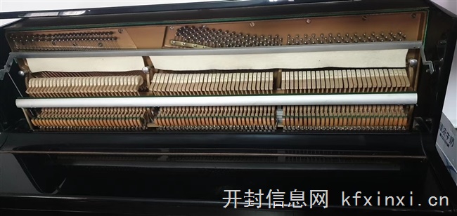 珠江牌钢琴出售，因为孩子不在开封，准备处理掉！