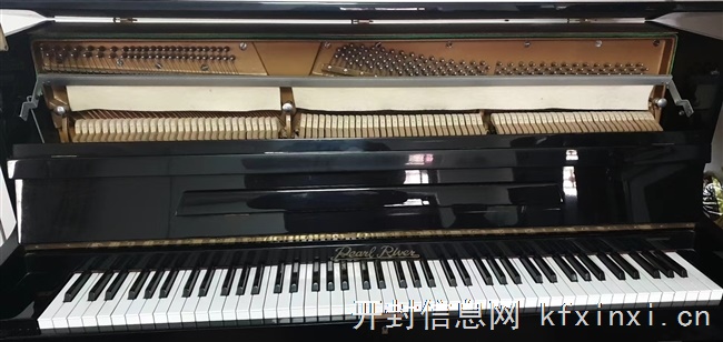 珠江牌钢琴出售，因为孩子不在开封，准备处理掉！